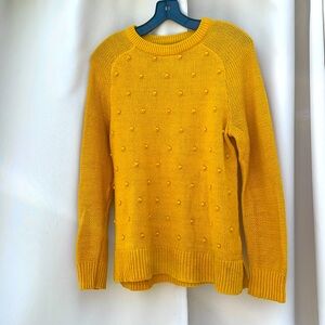 Knit sweater with dots